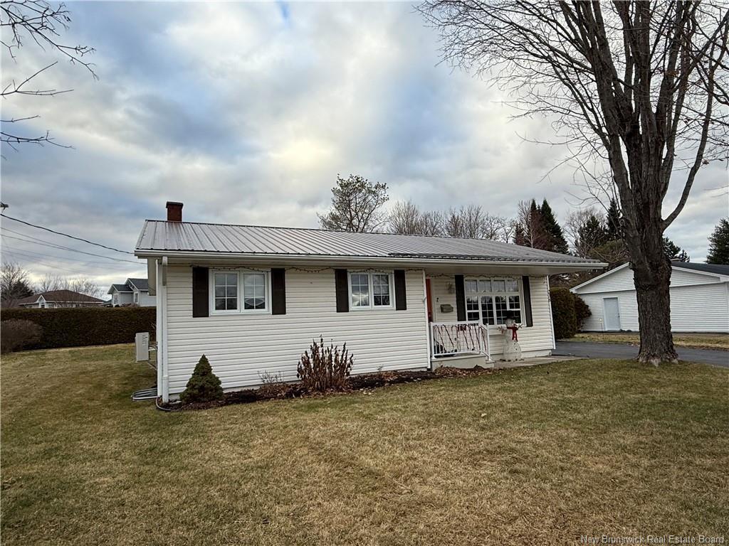 236 Neilson St, Woodstock, NB
