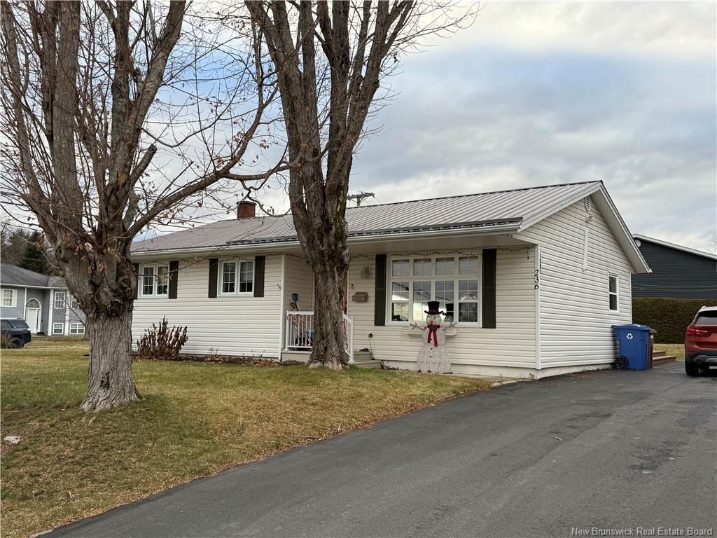 236 Neilson St, Woodstock, NB