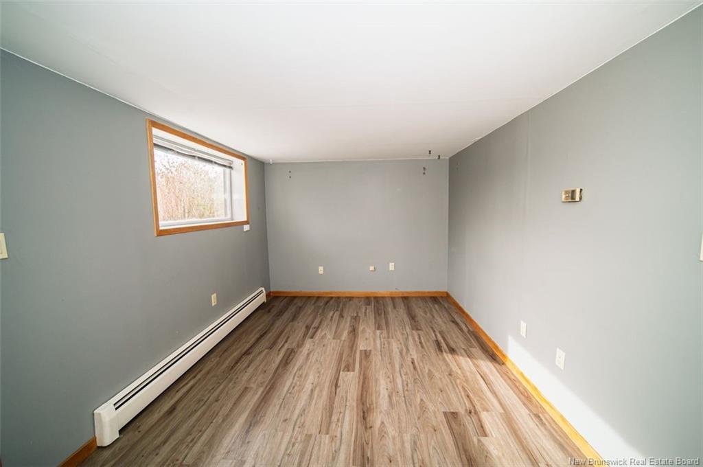 2 Hillcourt Dr, Fredericton, NB