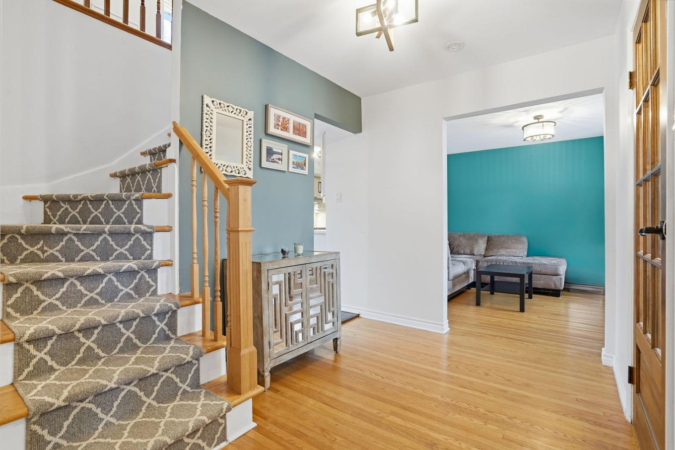 Intérieur - 18 Rue Keats, Montréal (Pierrefonds-Roxboro), QC - Indoor Photo Showing Other Room