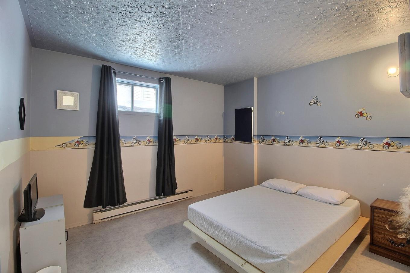 Chambre à coucher - 73 Rue Des Cèdres, Lebel-Sur-Quévillon, QC - Indoor