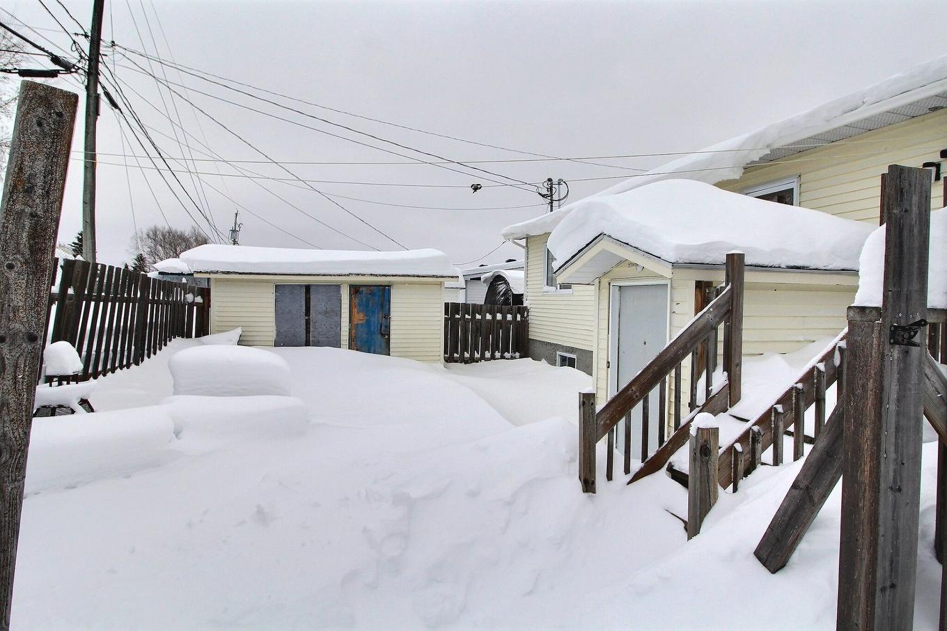 Cour - 73 Rue Des Cèdres, Lebel-Sur-Quévillon, QC - Outdoor