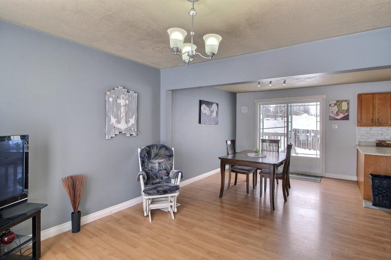 Vue d'ensemble - 73 Rue Des Cèdres, Lebel-Sur-Quévillon, QC - Indoor Photo Showing Dining Room