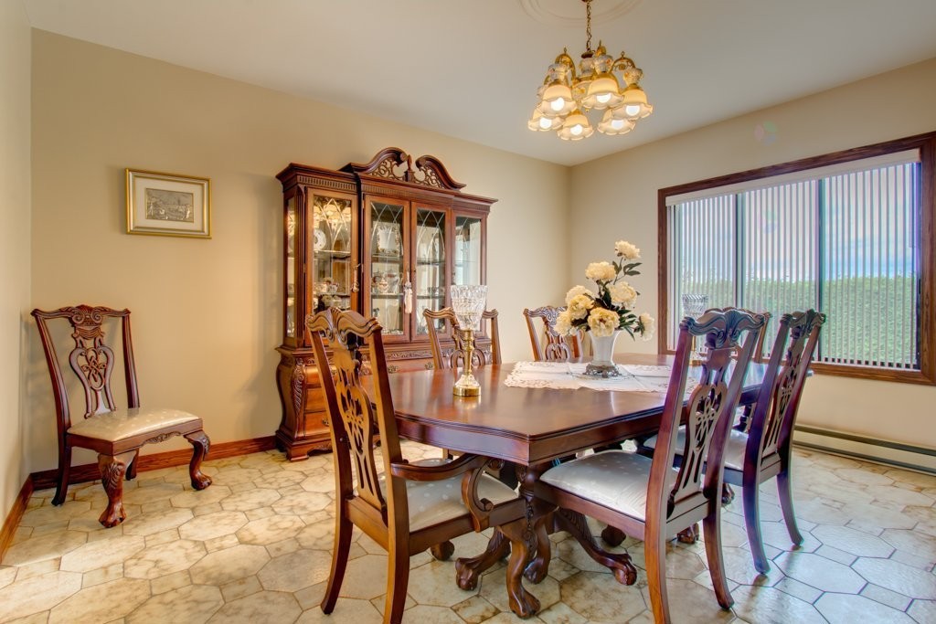 Dining Room - 44 Rue Bourassa, Granby, QC - Indoor Photo Showing Dining Room