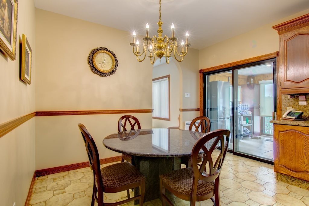 Kitchen - 44 Rue Bourassa, Granby, QC - Indoor Photo Showing Dining Room