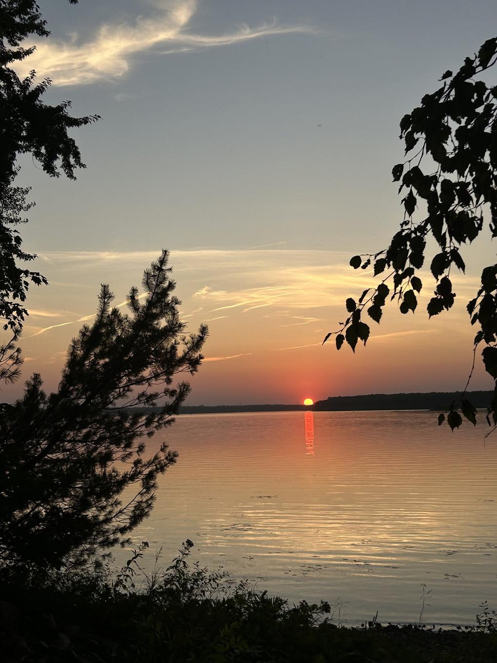 Vue sur l'eau - 277 Ch. Yves-Quesnel, Rigaud, QC - Outdoor With Body Of Water With View