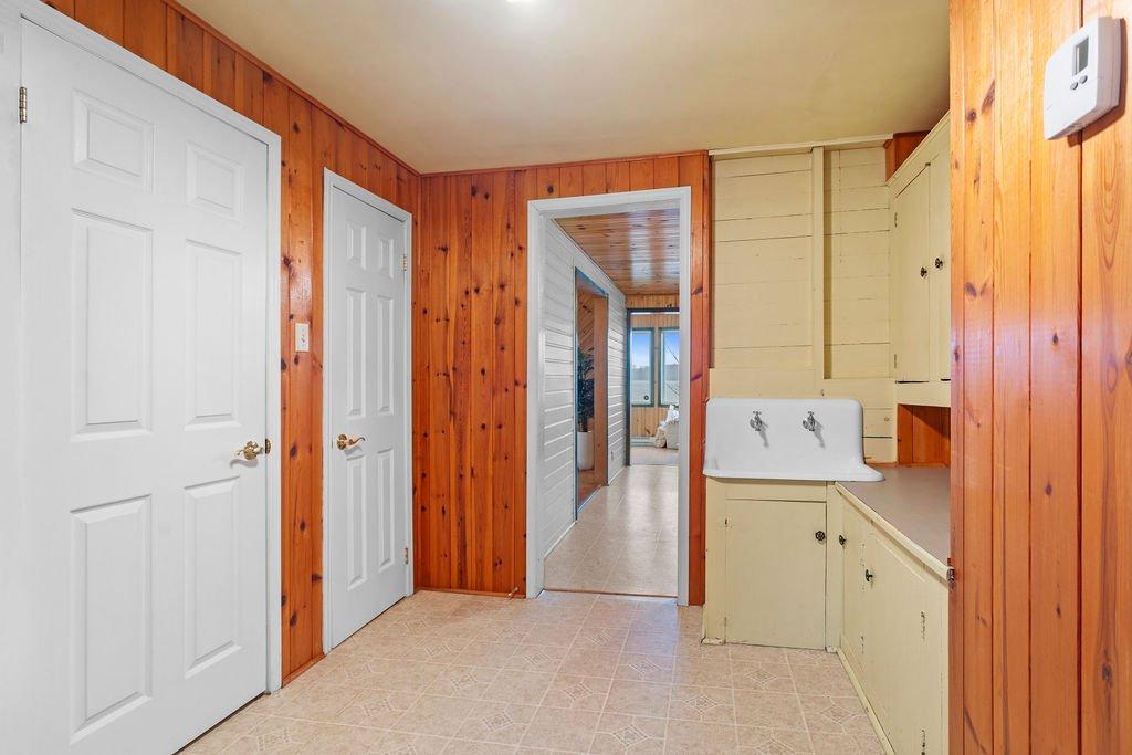 Hall d'entrée/Vestibule - 277 Ch. Yves-Quesnel, Rigaud, QC - Indoor Photo Showing Other Room