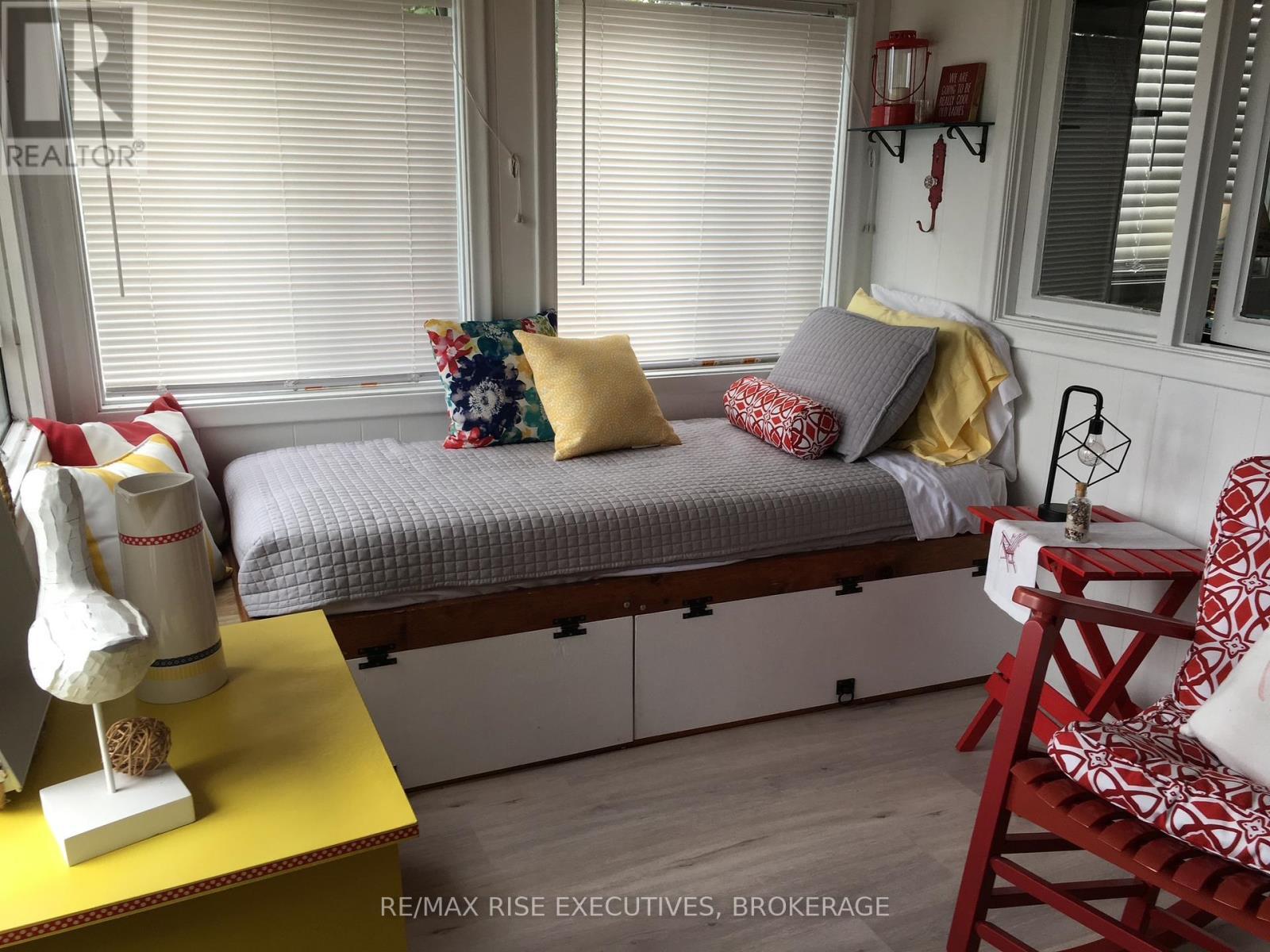 5065 Lower Round Lake Road, Frontenac (Frontenac South), ON - Indoor Photo Showing Bedroom
