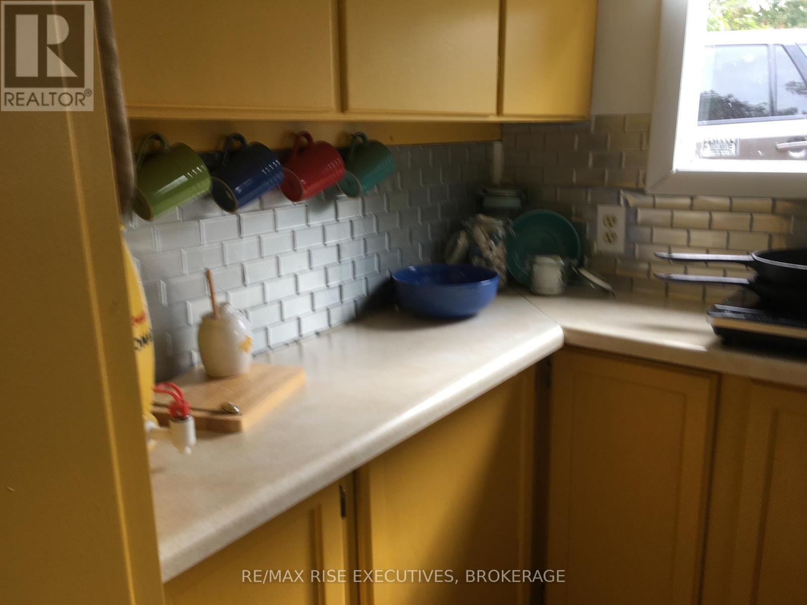 5065 Lower Round Lake Road, Frontenac (Frontenac South), ON - Indoor Photo Showing Kitchen