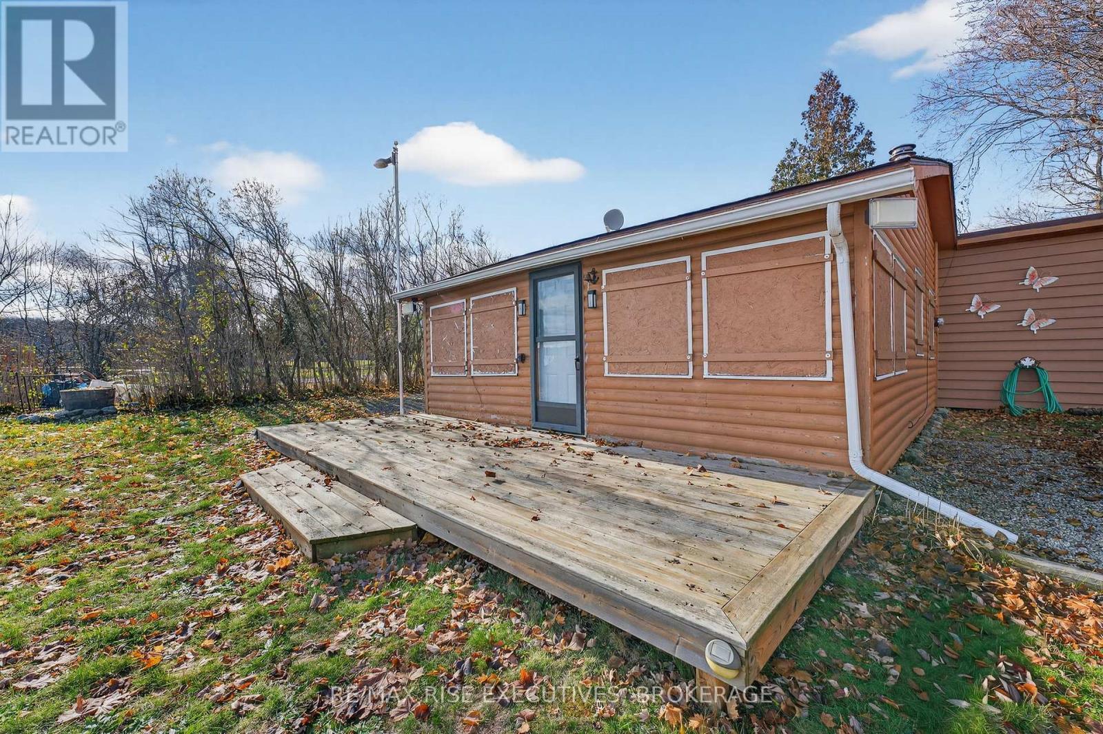 5065 Lower Round Lake Road, Frontenac (Frontenac South), ON - Outdoor