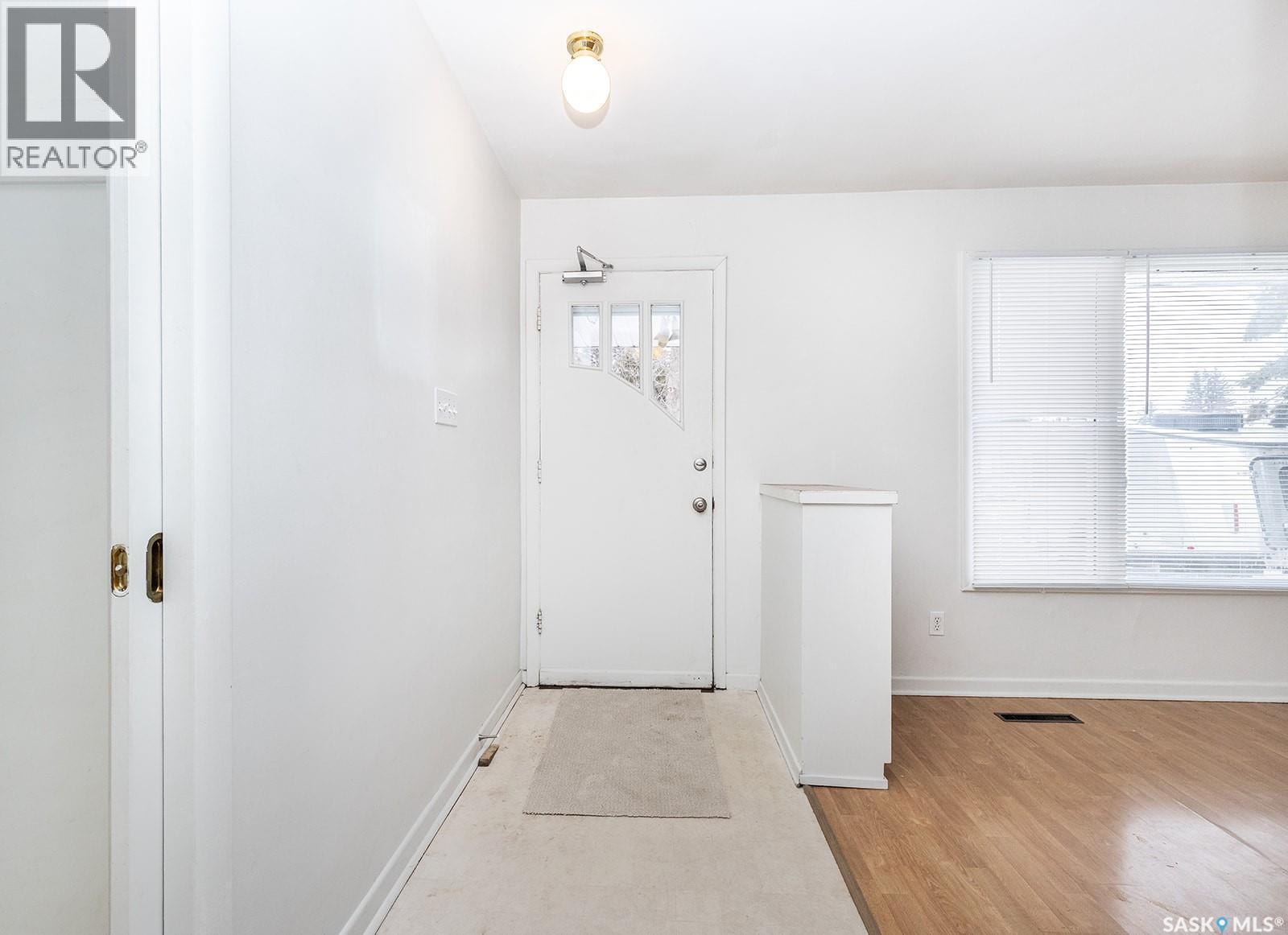 1312 13Th Street E, Saskatoon, SK - Indoor Photo Showing Other Room