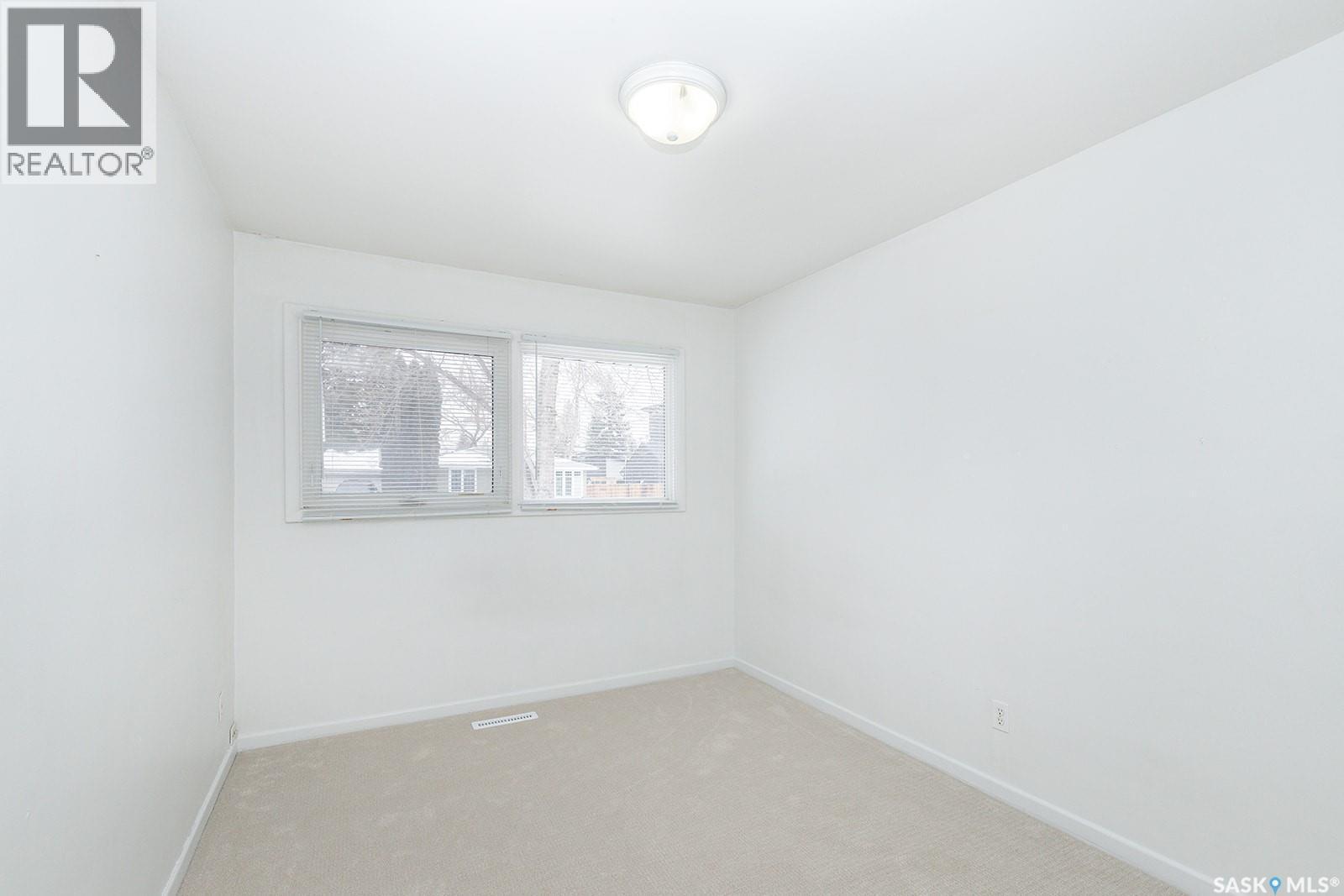 1312 13Th Street E, Saskatoon, SK - Indoor Photo Showing Other Room