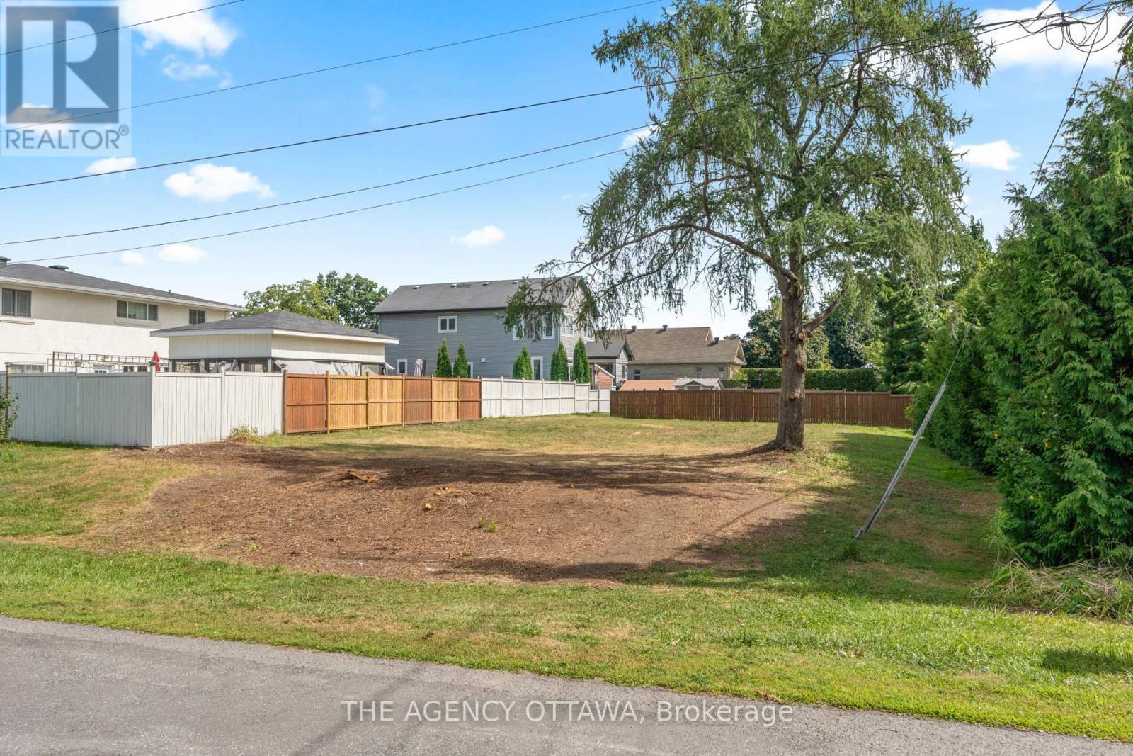 9 Doris Avenue, Ottawa, ON