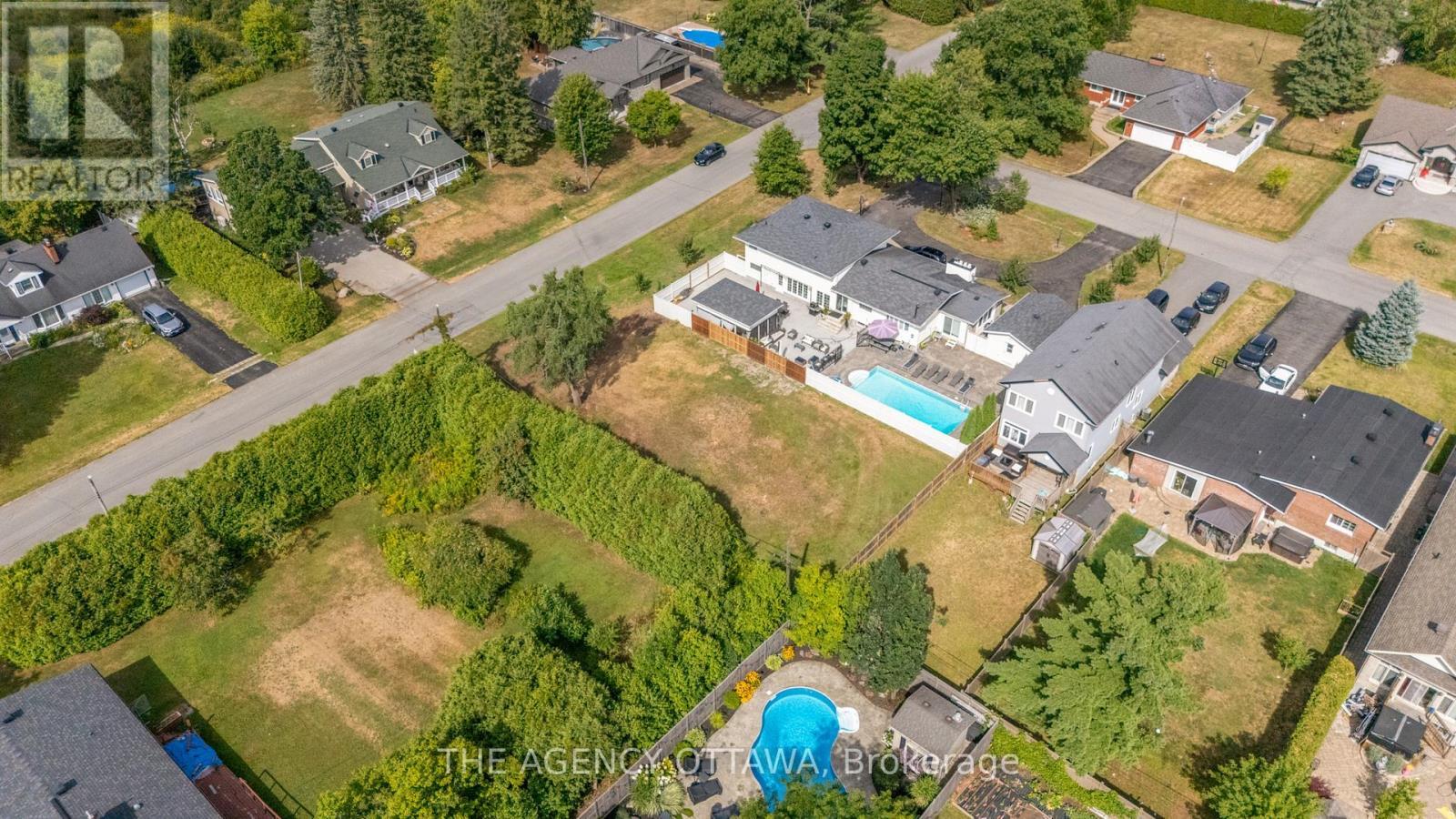 9 Doris Avenue, Ottawa, ON