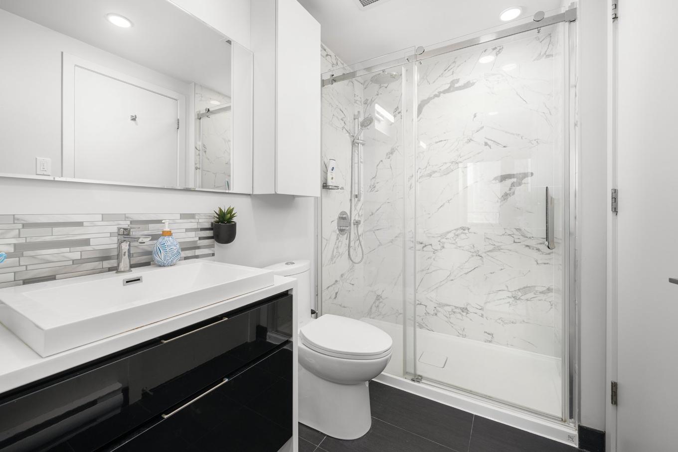 Salle de bains - 3608-1188 Rue St-Antoine O., Montréal (Ville-Marie), QC - Indoor Photo Showing Bathroom