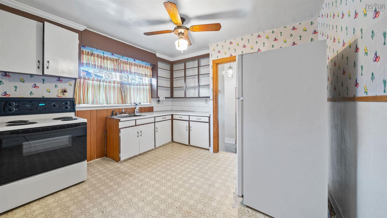 11 Harbour Drive, Dartmouth, NS