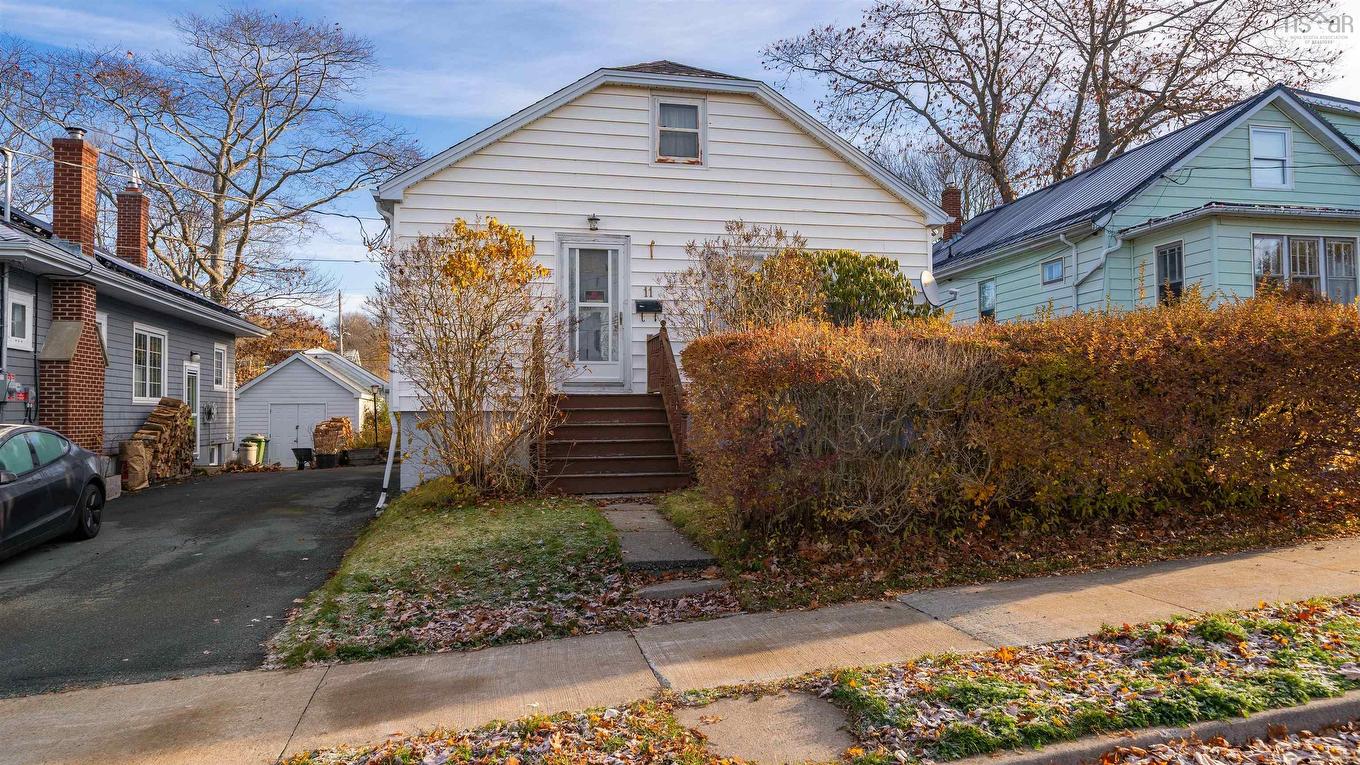 11 Harbour Drive, Dartmouth, NS