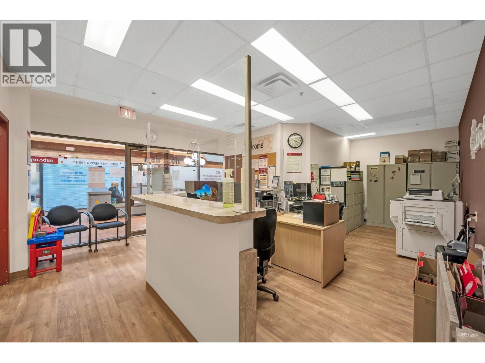 136 136A-3030 Lincoln Avenue, Coquitlam, BC