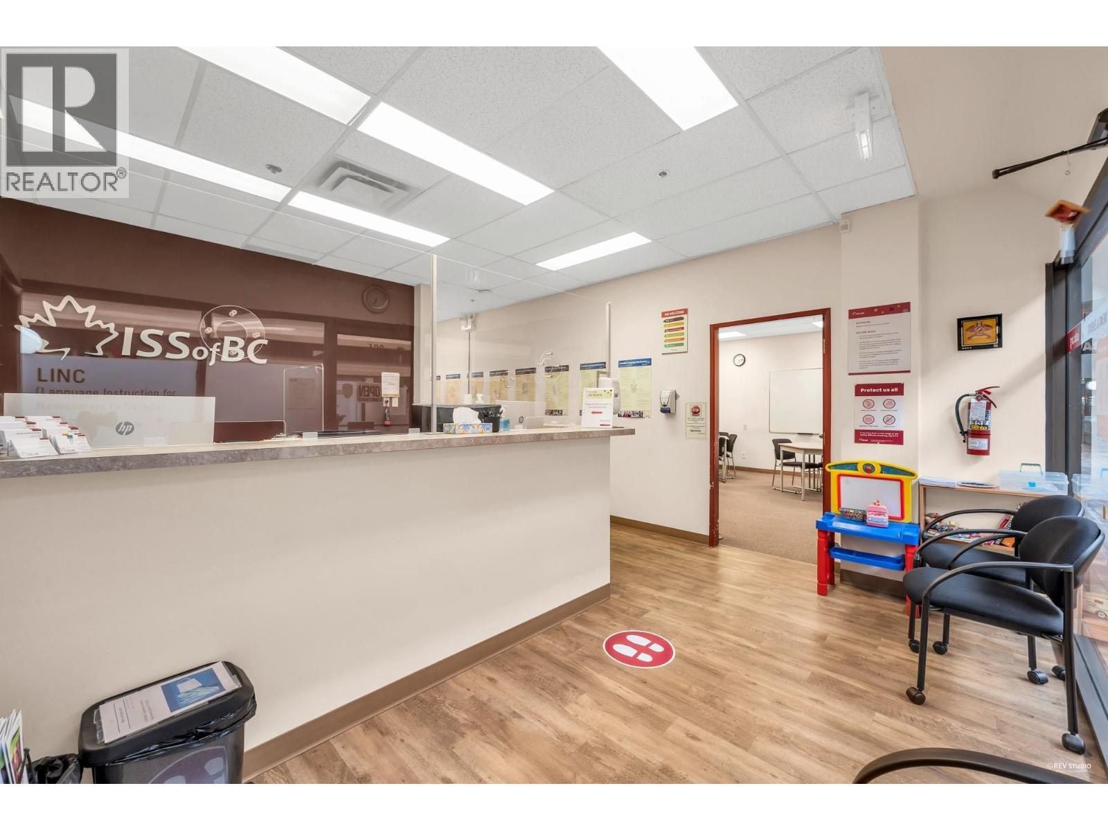 136 136A-3030 Lincoln Avenue, Coquitlam, BC