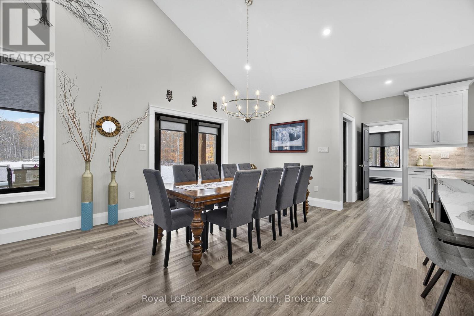3511 Rainbow Valley Road W, Springwater, ON - Indoor Photo Showing Dining Room