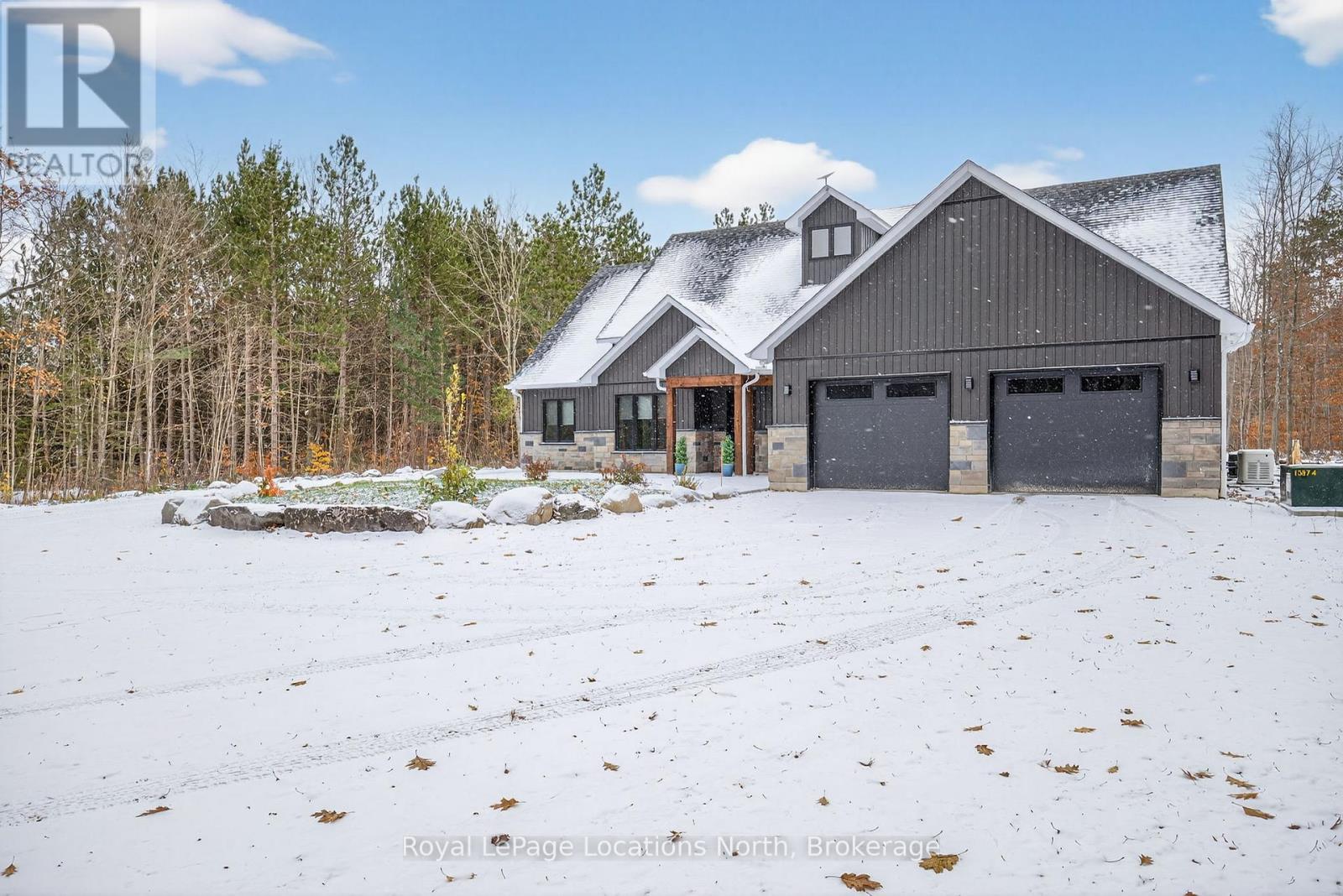 3511 Rainbow Valley Road W, Springwater, ON - Outdoor