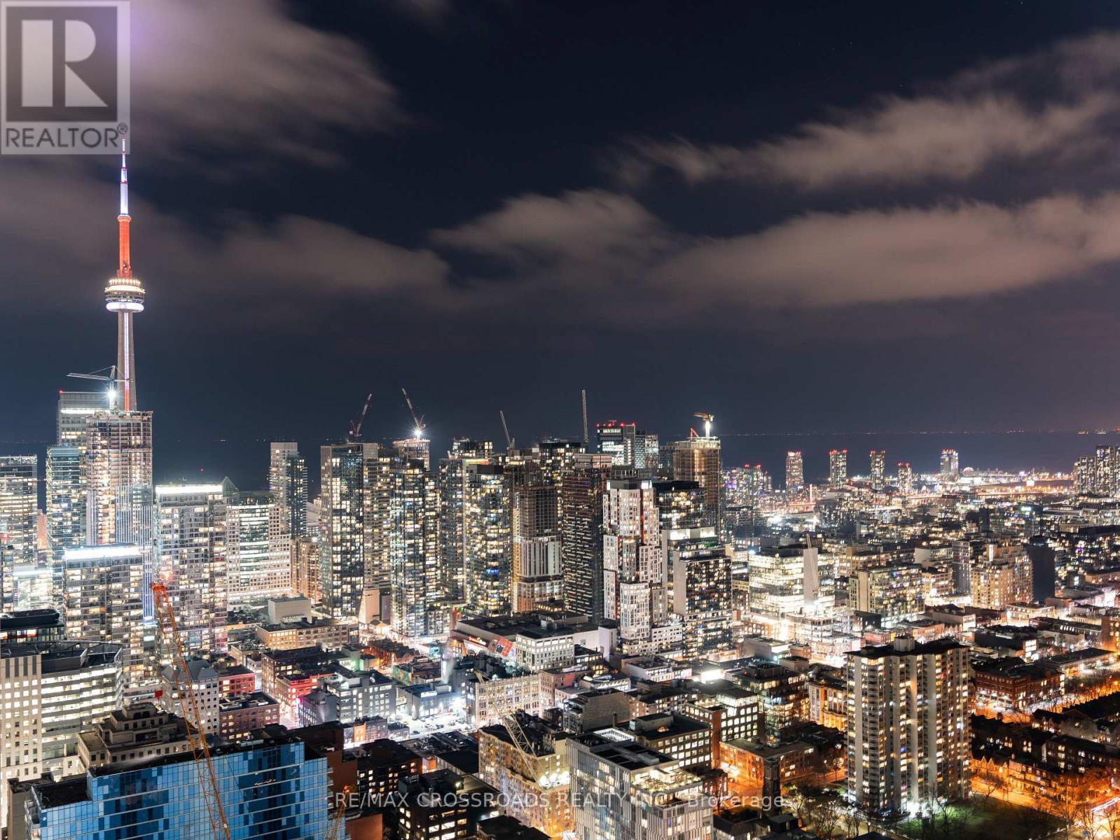 4310 - 488 University Avenue, Toronto, ON - Outdoor With View