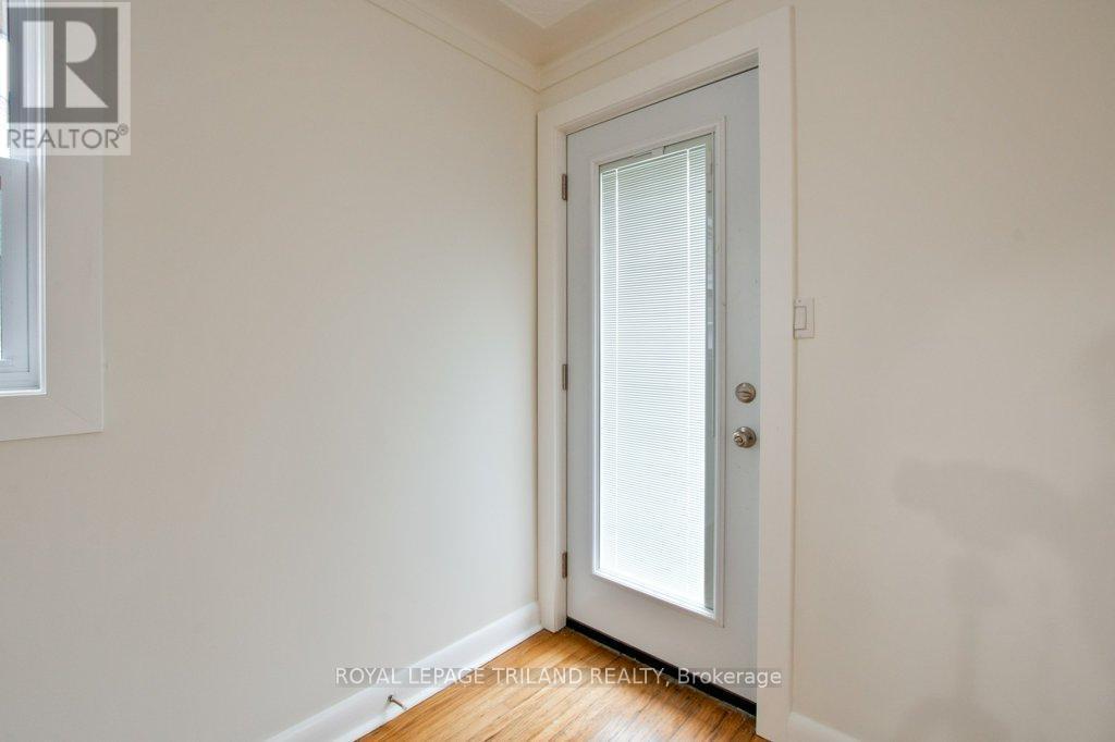 32 Linden Street, Aylmer, ON - Indoor Photo Showing Other Room