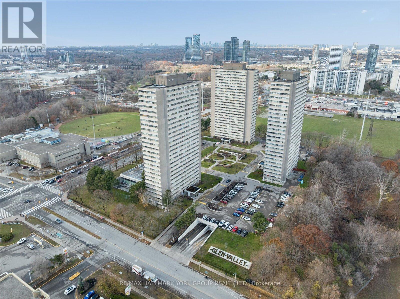 103 - 715 Don Mills Road, Toronto, ON - Outdoor With View