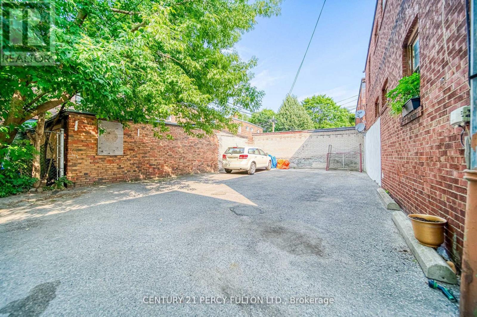 48-50 Scarboro Beach Boulevard, Toronto, ON - Outdoor