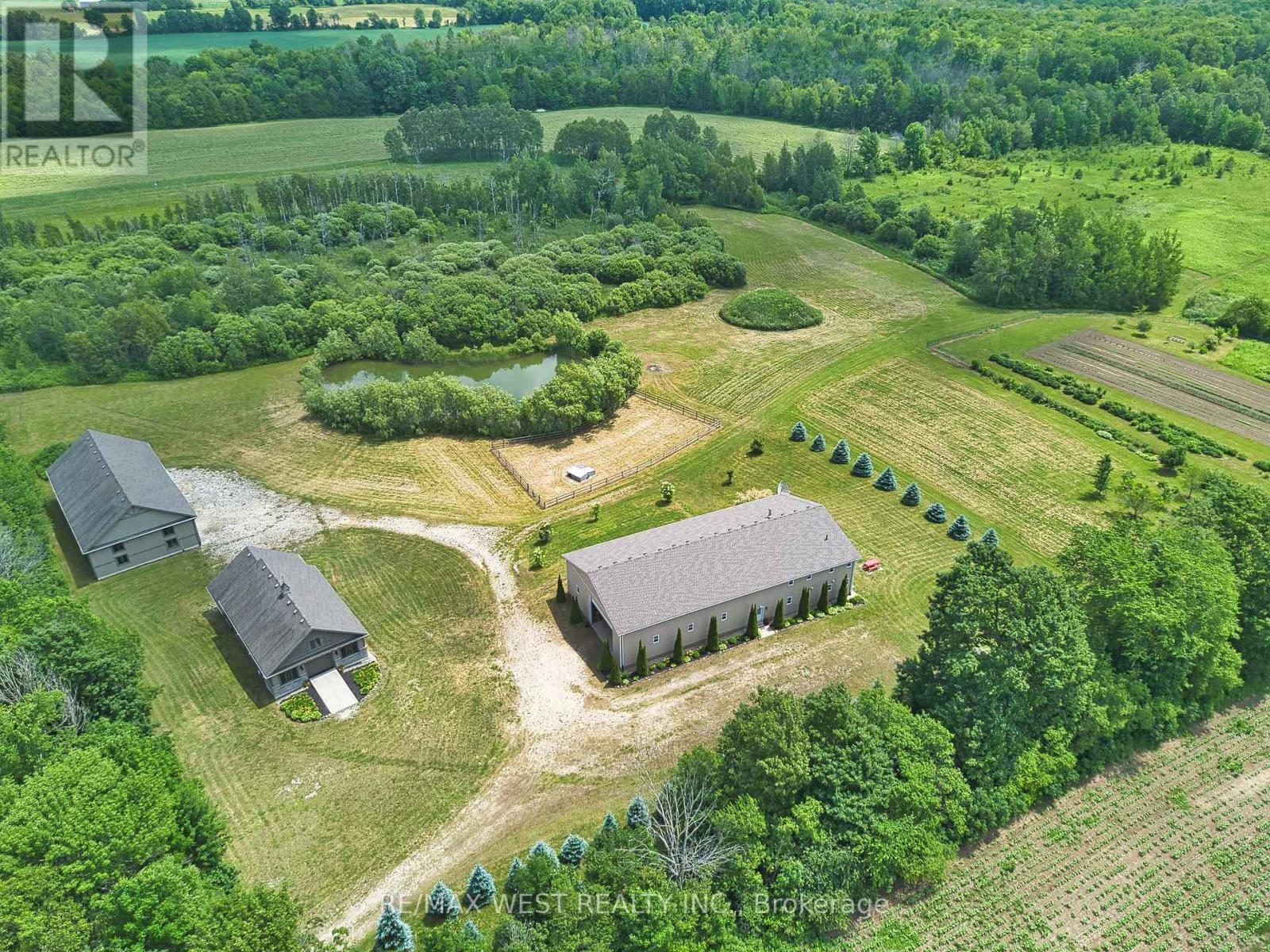 305234 South Line A, Grey Highlands, ON