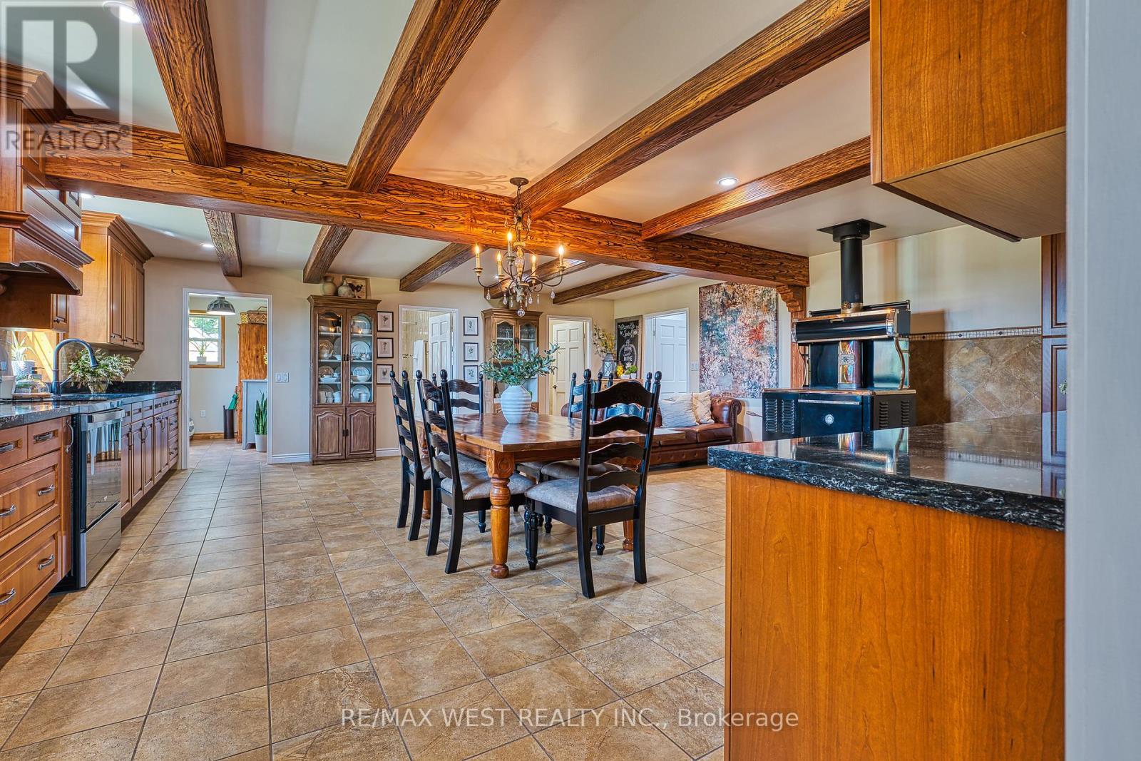 305234 South Line A, Grey Highlands, ON