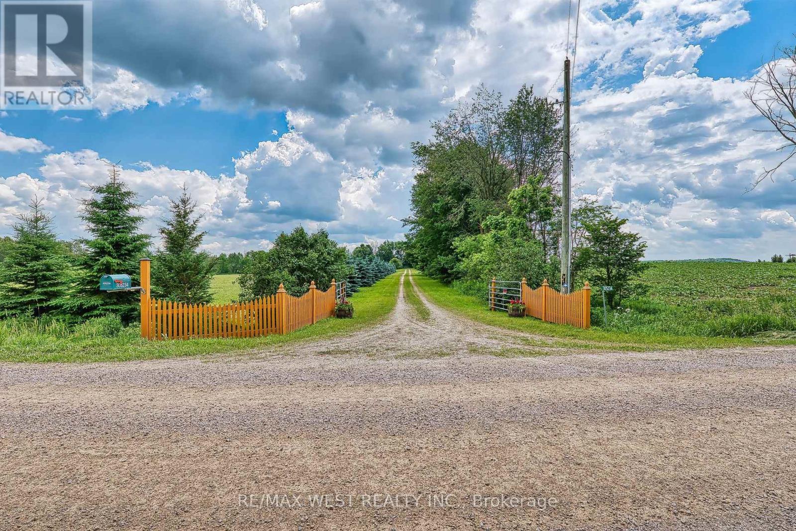 305234 South Line A, Grey Highlands, ON