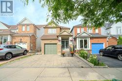 157 BILLINGSLEY CRESCENT Markham, ON L3S 4P3