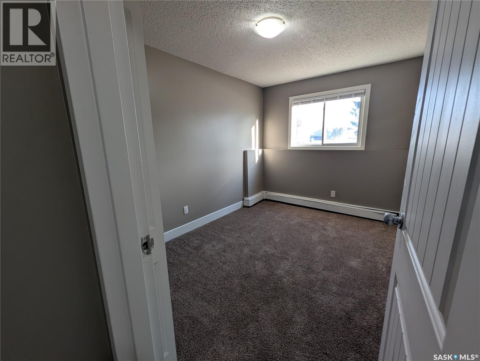 106 929 Northumberland Avenue, Saskatoon, SK - Indoor Photo Showing Other Room