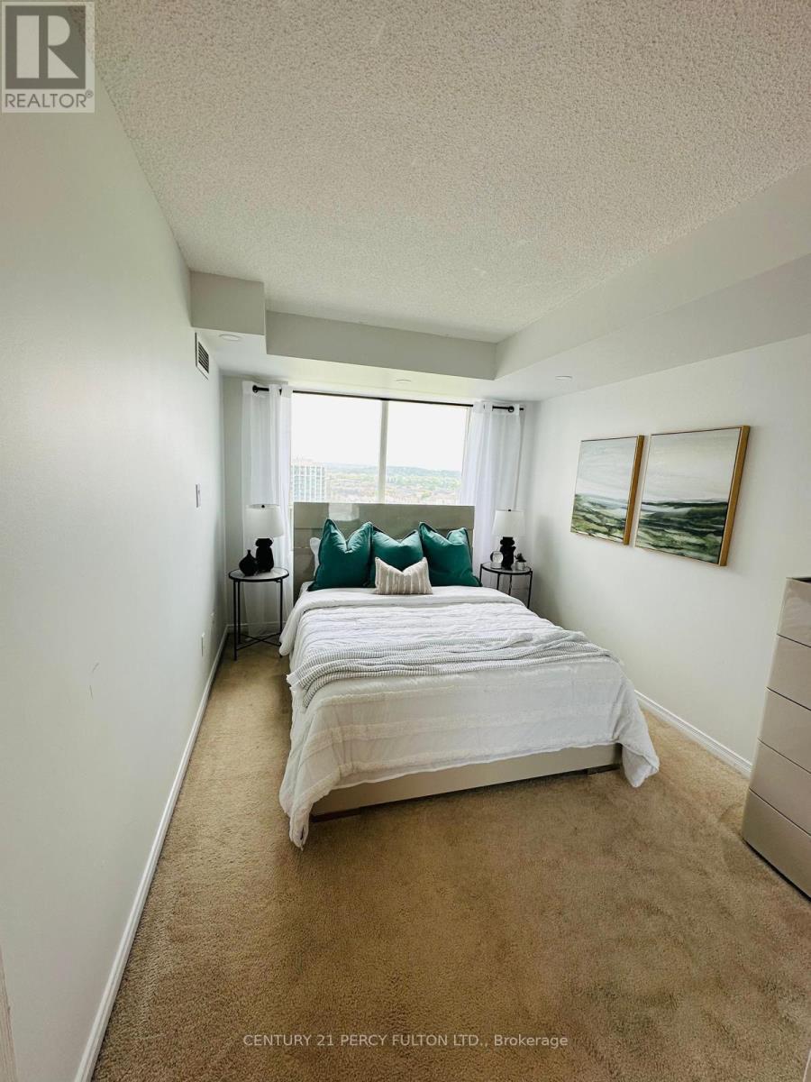 Lph12 - 39 Oneida Crescent, Richmond Hill, ON - Indoor Photo Showing Bedroom