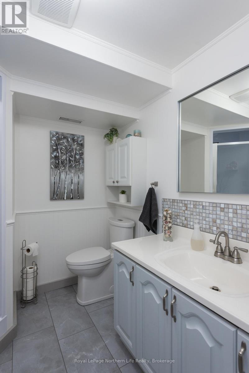 42 Balmoral Crescent, North Bay (Ferris), ON - Indoor Photo Showing Bathroom