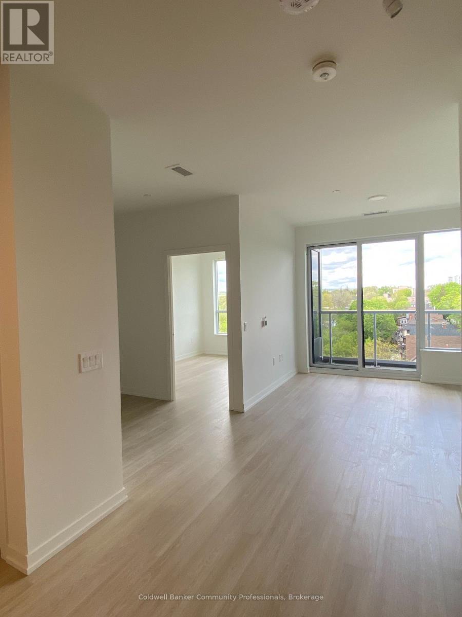 living room/dining room - 712 - 415 Main Street W, Hamilton (Kirkendall), ON - Indoor