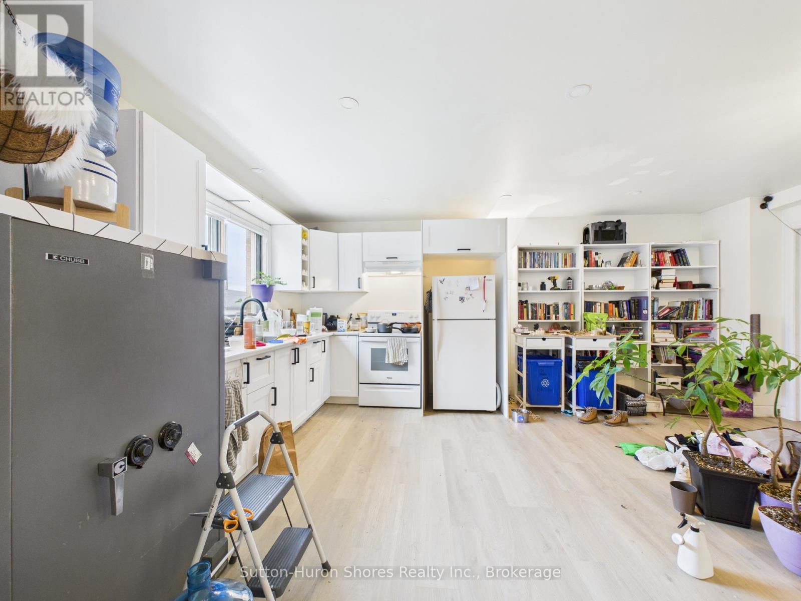 6 Main Street S, Brockton, ON