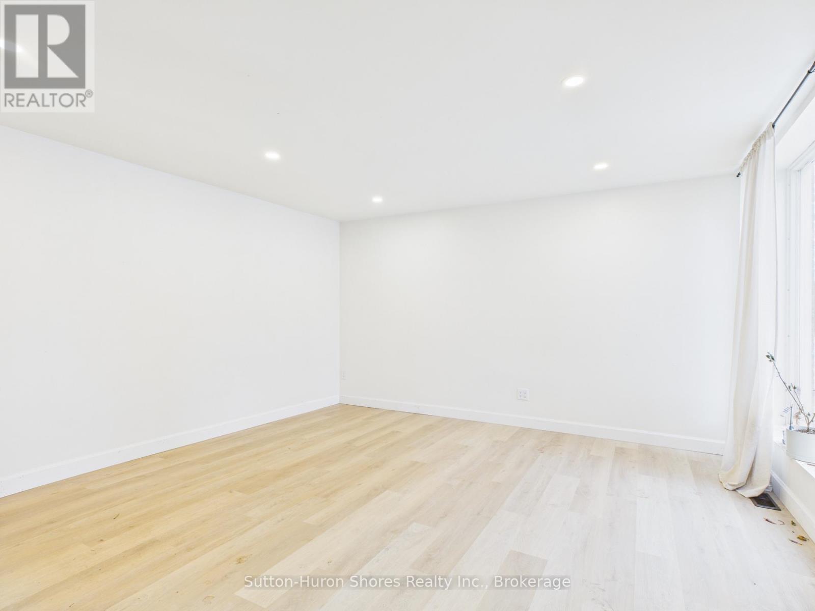 6 Main Street S, Brockton, ON