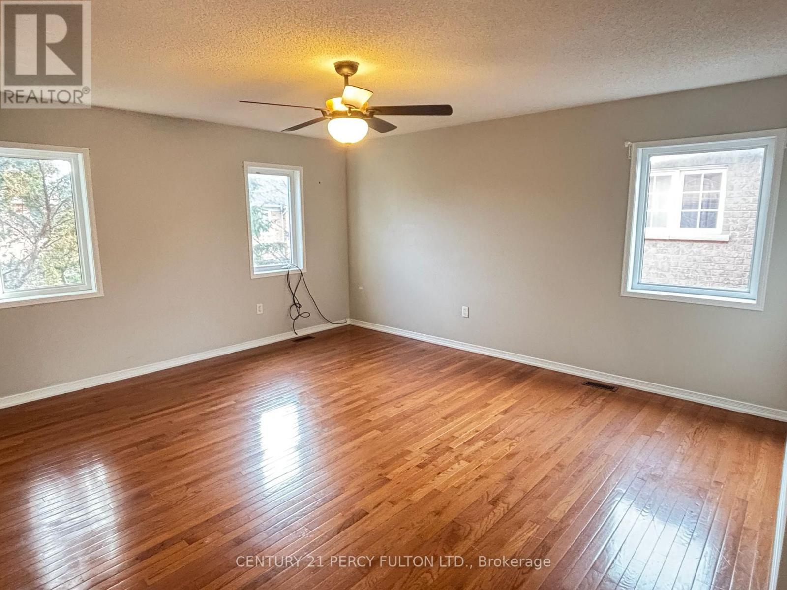 31 Williamson Drive W, Ajax, ON - Indoor Photo Showing Other Room