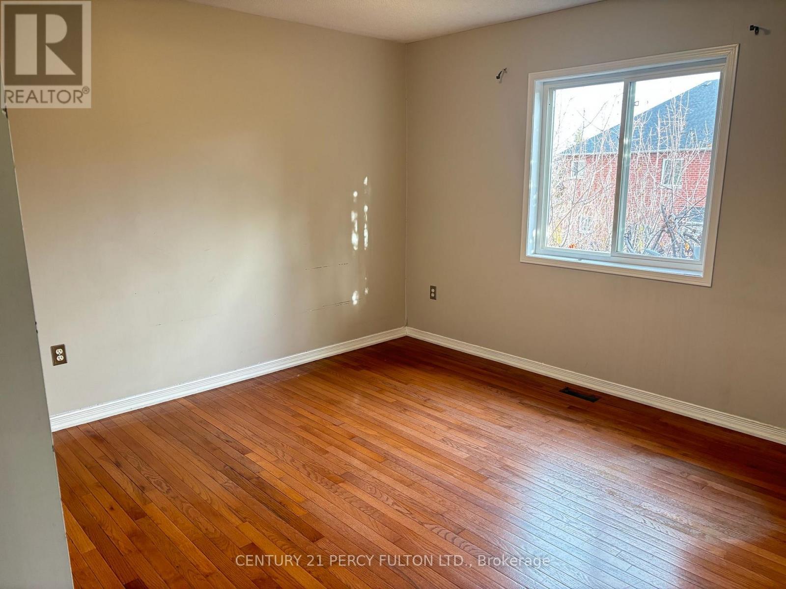 31 Williamson Drive W, Ajax, ON - Indoor Photo Showing Other Room