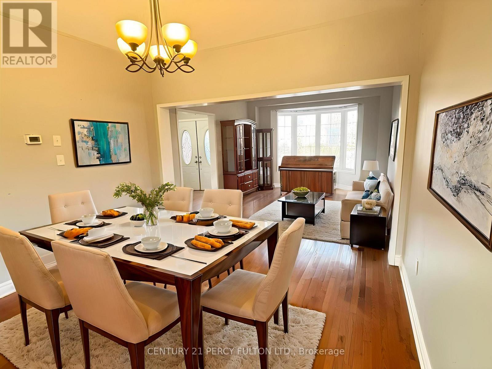31 Williamson Drive W, Ajax, ON - Indoor Photo Showing Dining Room