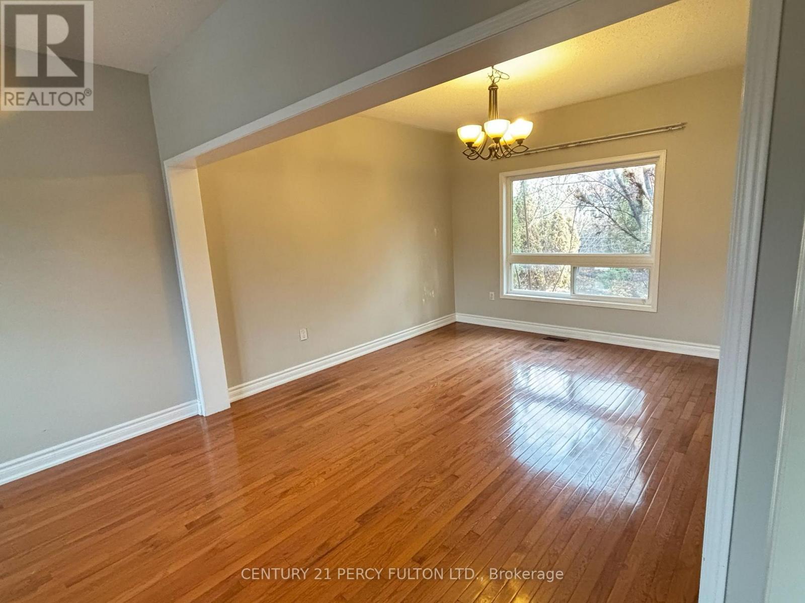 31 Williamson Drive W, Ajax, ON - Indoor Photo Showing Other Room