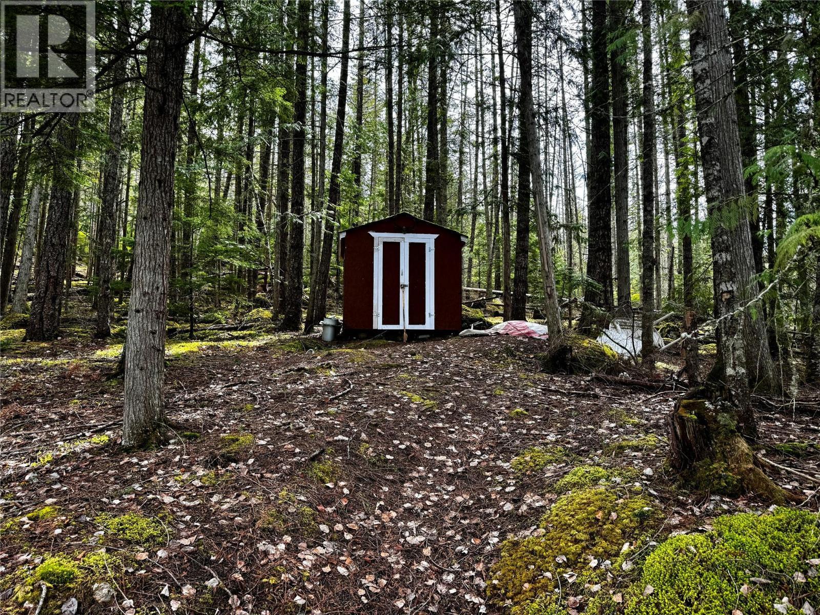 Lot 9 Pete Martin Bay, Sicamous, BC - Outdoor