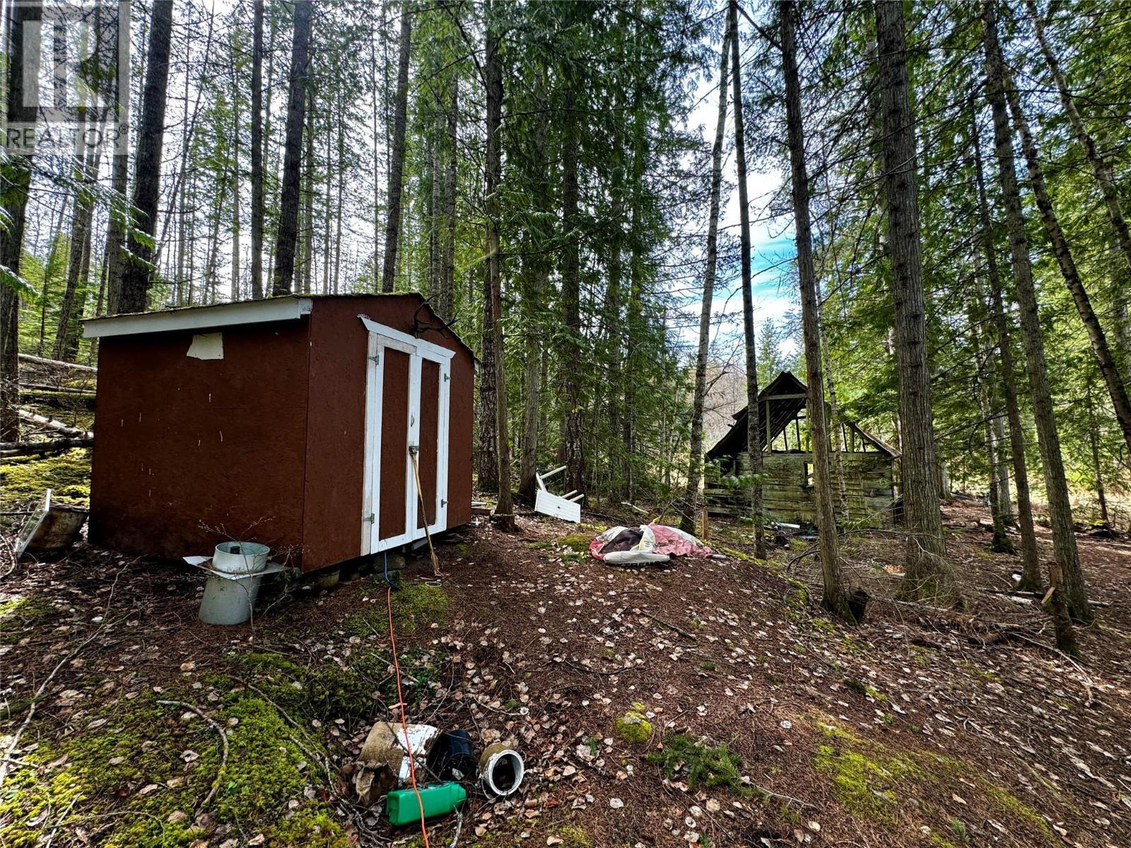 Storage Shed - Lot 9 Pete Martin Bay, Sicamous, BC - Outdoor