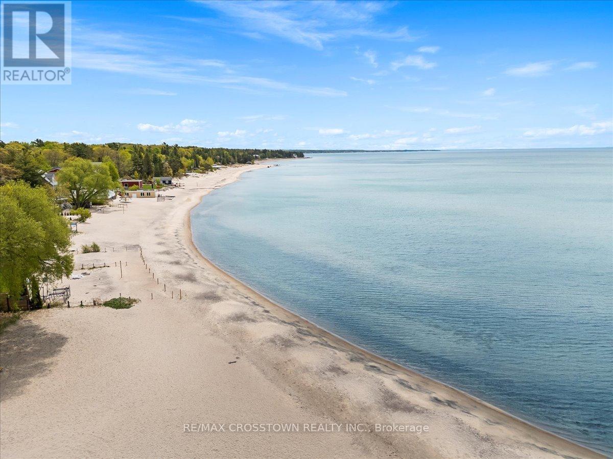 369 Balm Beach Road W, Tiny, ON