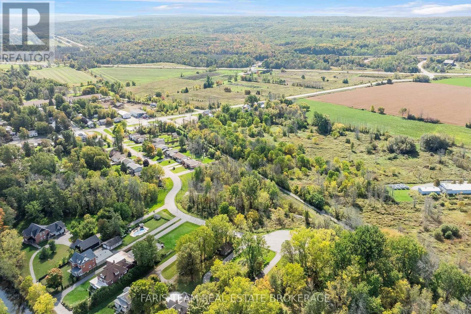 7 Reinbird Street W, Severn, ON