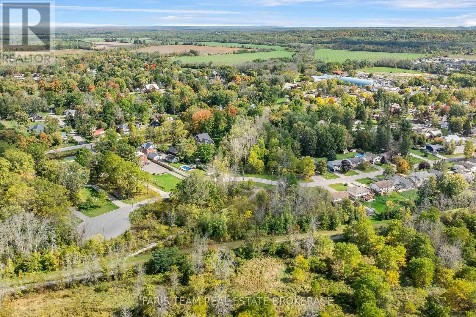 7 Reinbird Street W, Severn, ON