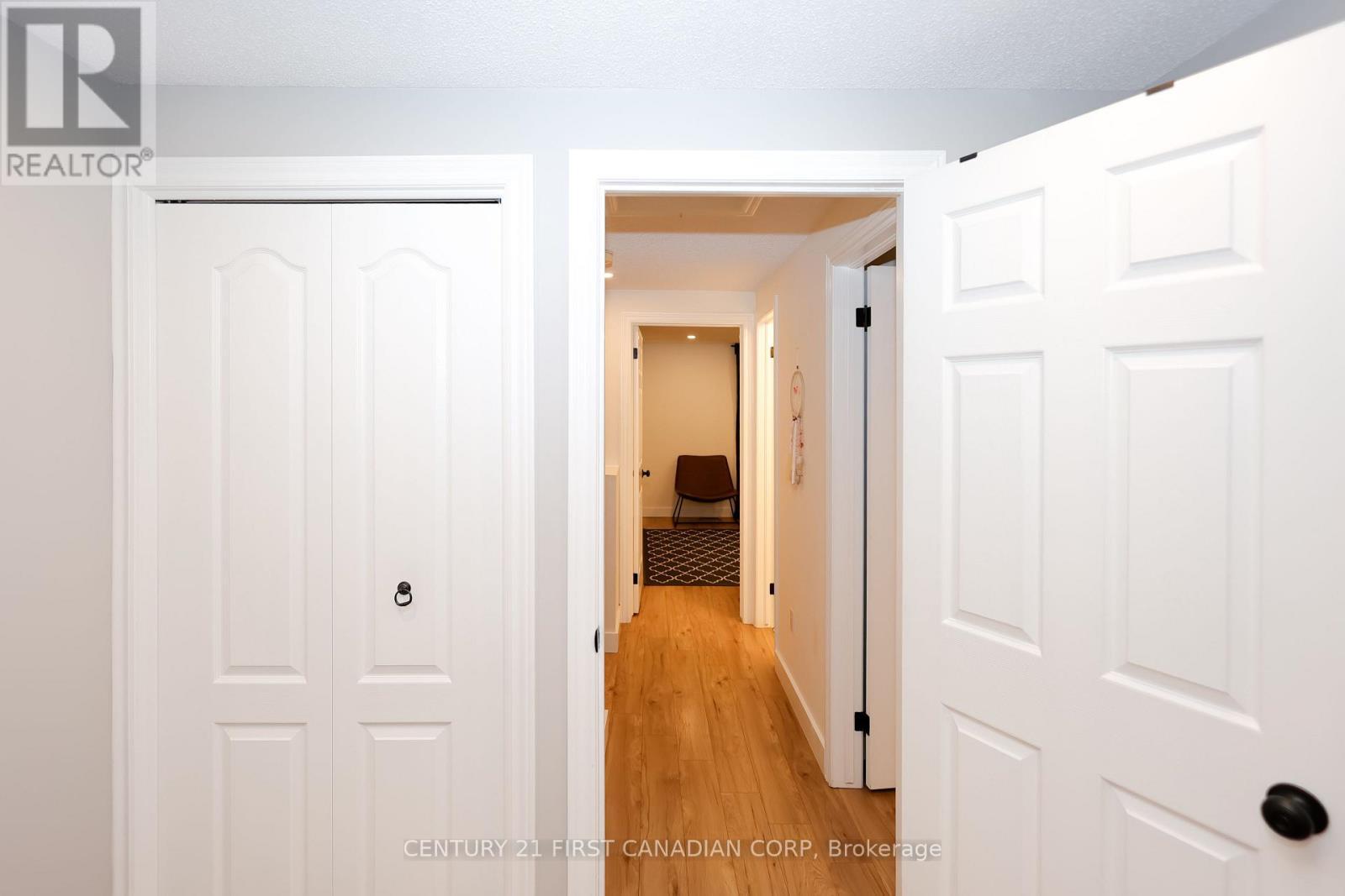 70 - 70 Chapman Court, London North (North I), ON - Indoor Photo Showing Other Room