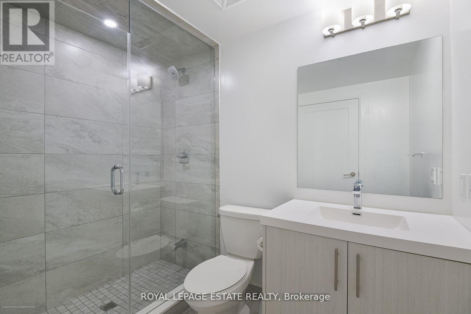 2206 - 286 Main Street, Toronto, ON - Indoor Photo Showing Bathroom